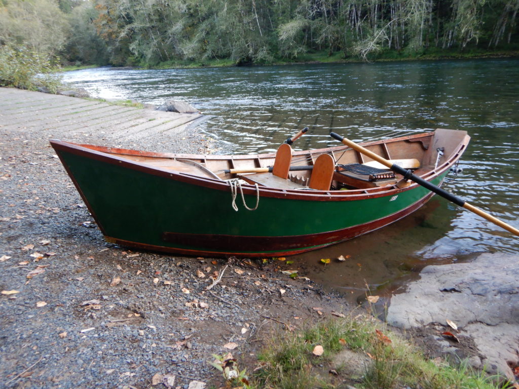 fishing drift boat 